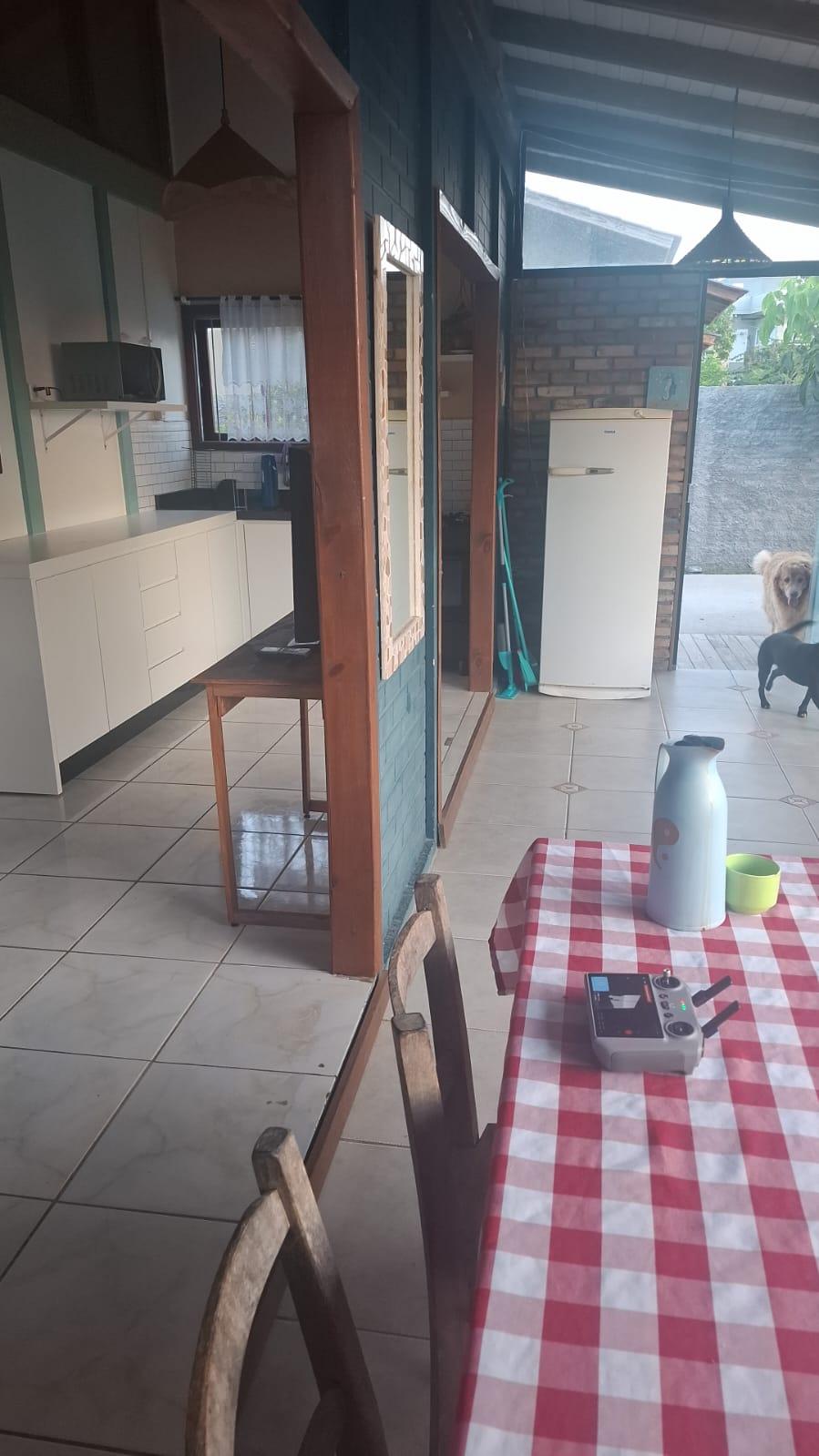 Casa Aconchegante com Escritura no rosa — foto 4