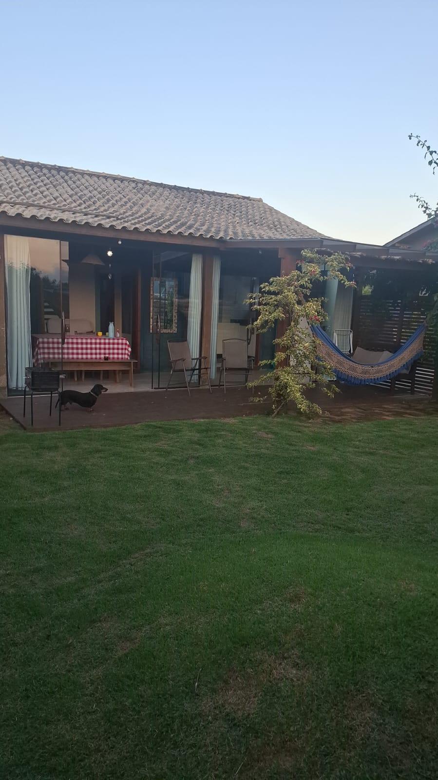 Casa Aconchegante com Escritura no rosa — foto 5