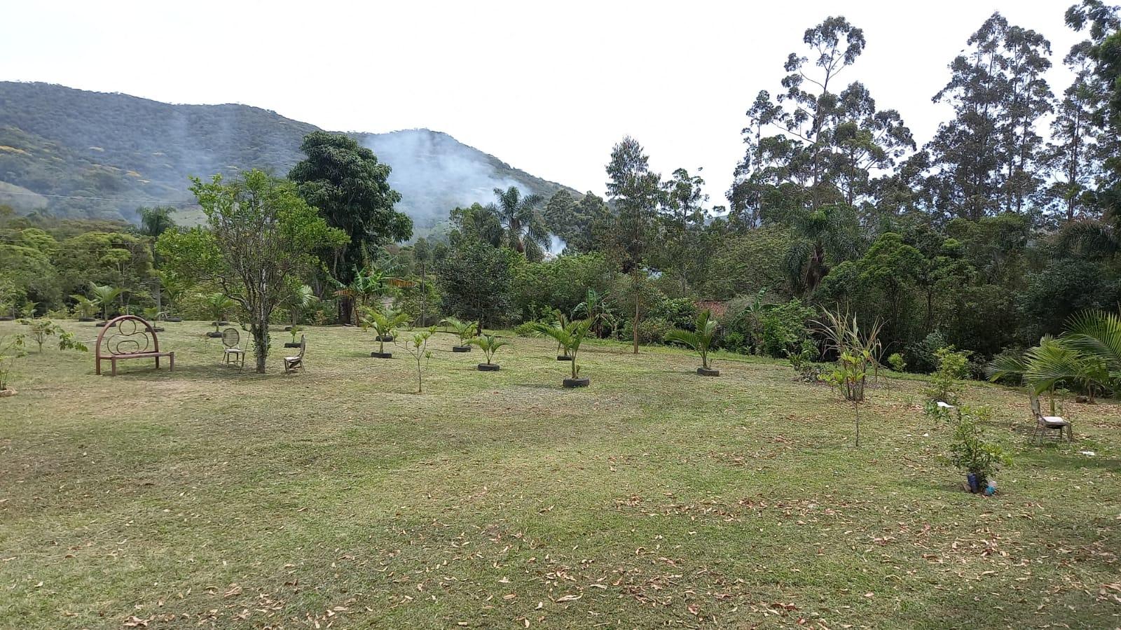 Sitio com casa em Imarui
