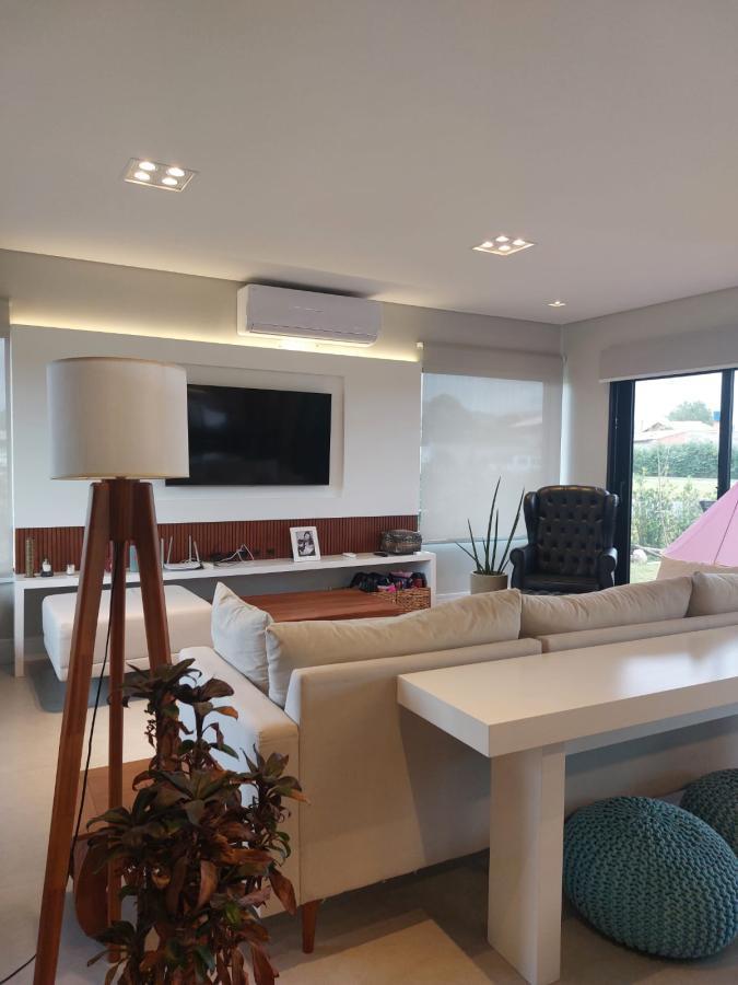 Casa em condomínio beira de lagoa — foto 5