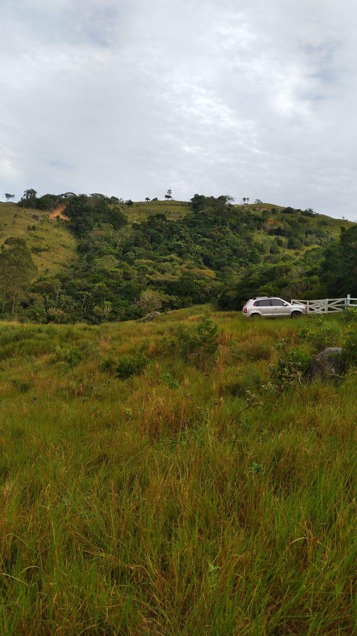 Sitio com cachoeira , vista e matricula — foto 6