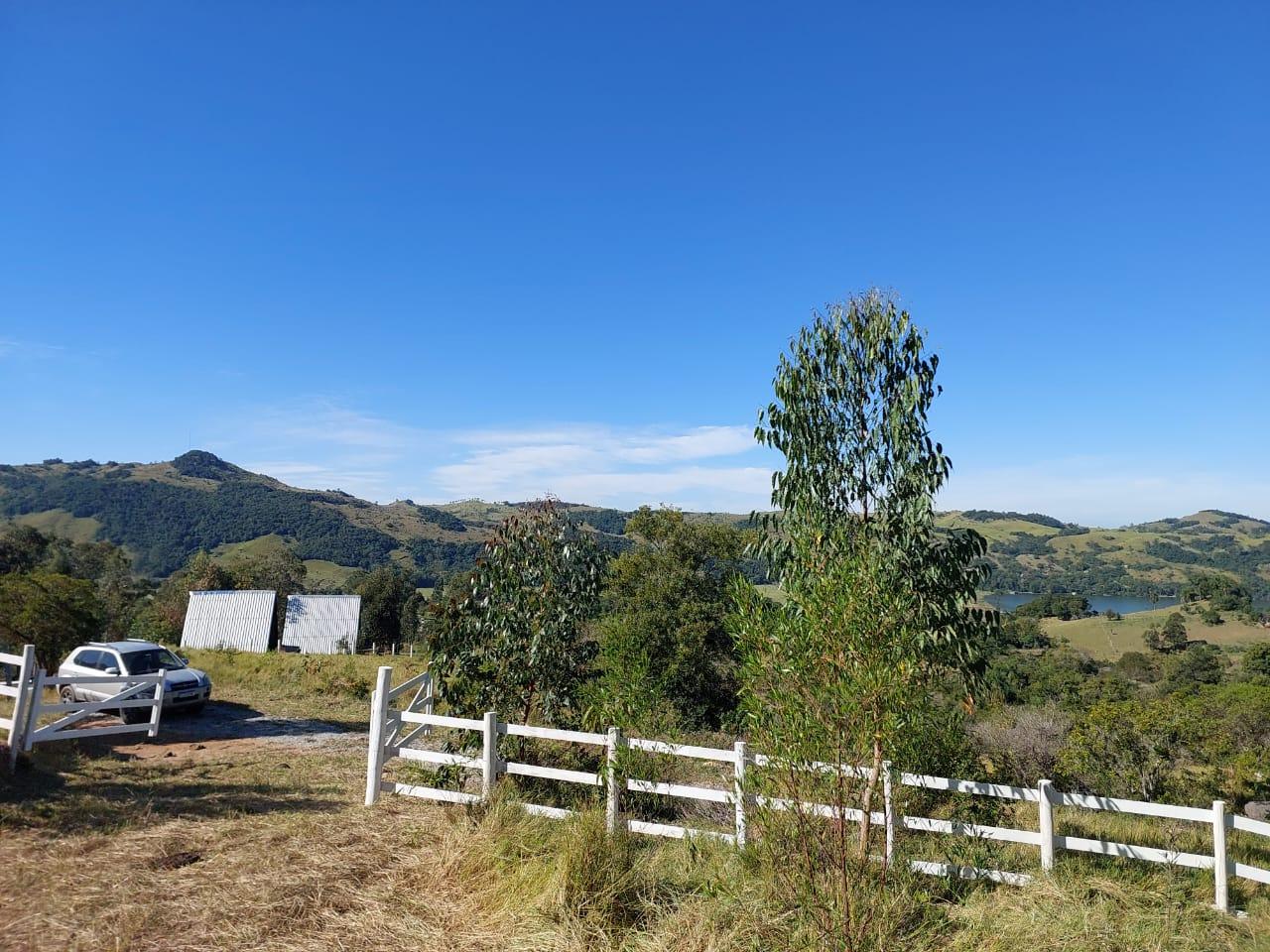 Sitio com cachoeira , vista e matricula — foto 6