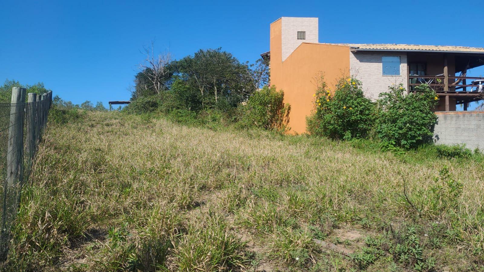 Lindo Terreno na Praia do Rosa — foto 4